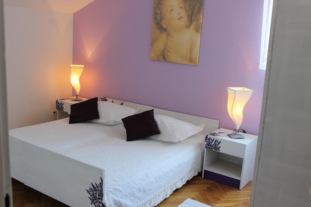 Apartments Petrada Omiš Екстериор снимка