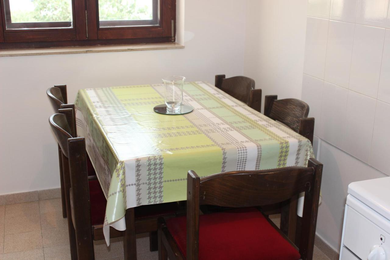 Apartments Petrada Omiš Стая снимка