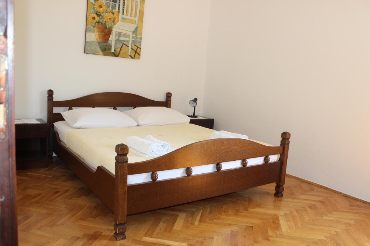 Apartments Petrada Omiš Стая снимка