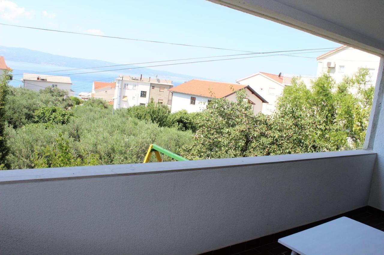 Apartments Petrada Omiš Екстериор снимка